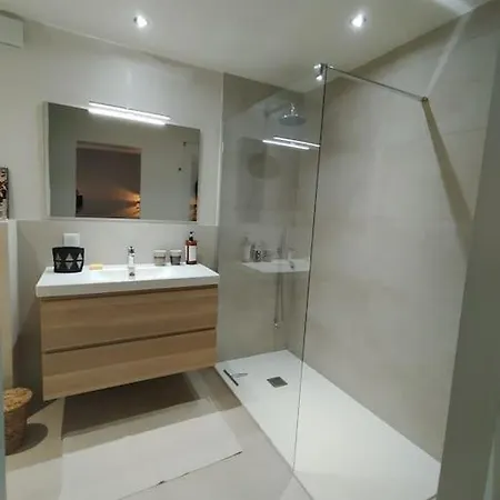 アパート T2 Neuf, 1 Chambre, Golf Valcros ラ・ロンド・レ・モール